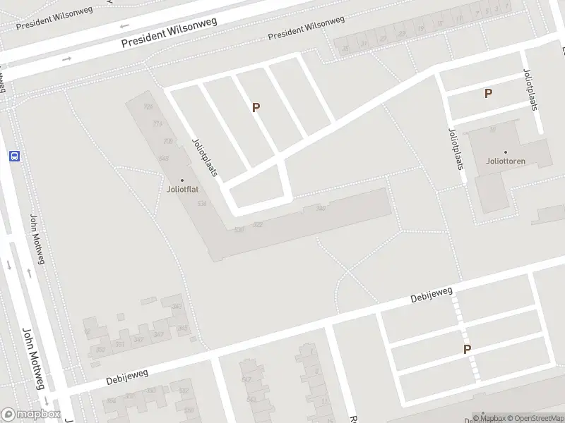 Ambulance met grote spoed naar de Joliotplaats in Rotterdam