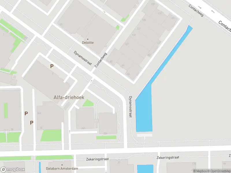 Ambulance met grote spoed naar de Zekeringstraat in Amsterdam