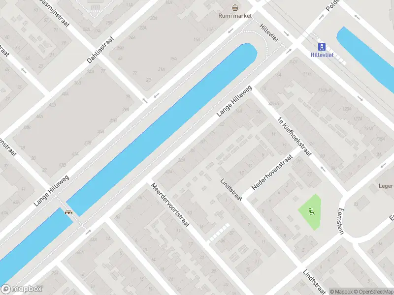 Ambulance met grote spoed naar de Lange Hilleweg in Rotterdam