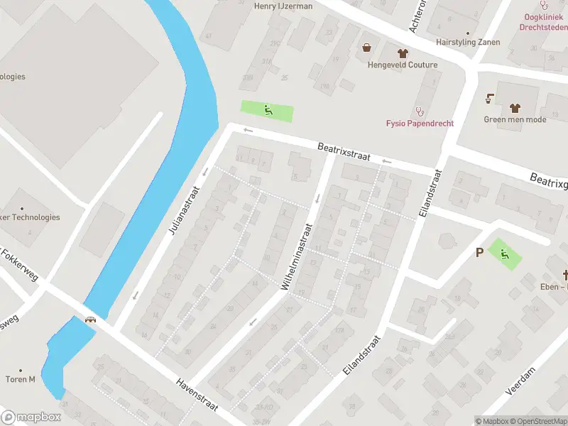 Ambulance met grote spoed naar de Wilhelminastraat in Papendrecht