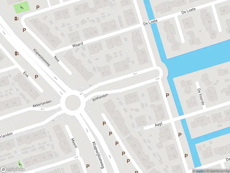 Ambulance met grote spoed naar de Rietlanden in Pijnacker