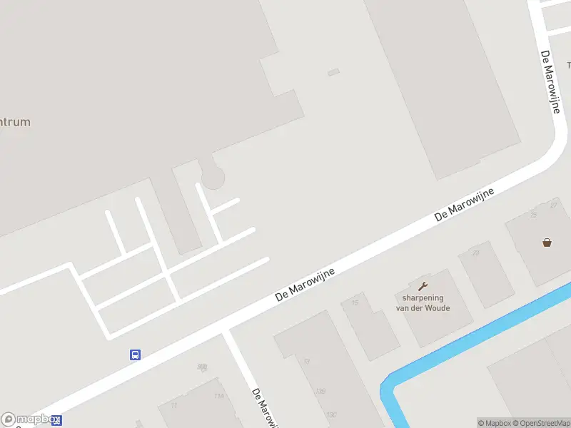 Ambulance met gepaste spoed naar de De Marowijne in Zwaag