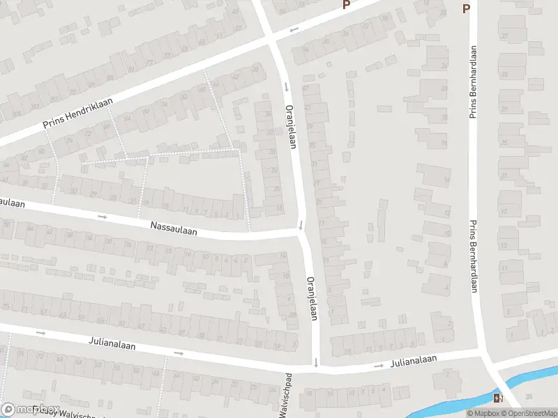 Ambulance met gepaste spoed naar de Oranjelaan in Vlaardingen