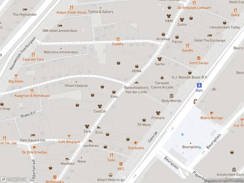 Ambulance met gepaste spoed naar de Nieuwe Nieuwstraat in Amsterdam