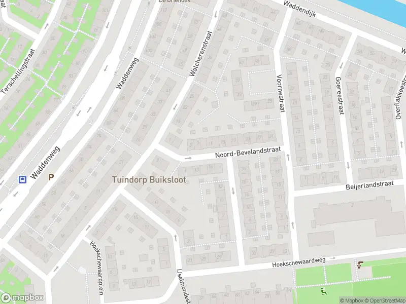 Ambulance met grote spoed naar de Goereestraat in Amsterdam