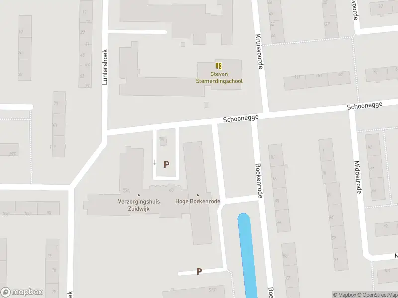 Ambulance met gepaste spoed naar de Boekenrode in Rotterdam