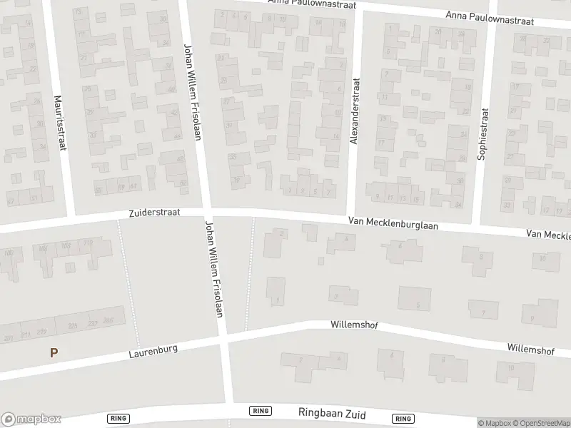 Ambulance met gepaste spoed naar de Van Mecklenburglaan in Weert