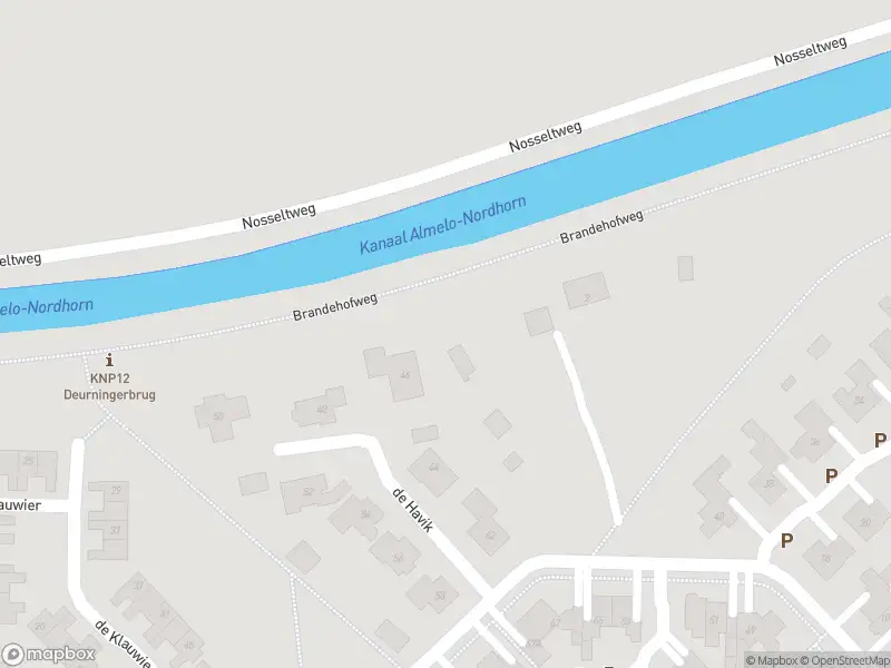 Brandweer met gepaste spoed naar de Ootmarsumsestraat in Denekamp vanwege een buitenbrand