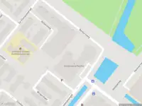 Ambulance met grote spoed naar de Berberisweg in Rotterdam