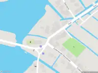 Brandweer met gepaste spoed naar de Gouw in Zuiderwoude vanwege waarnemen gaslucht