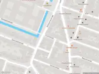 Ambulance met gepaste spoed naar de Vroomstraat in Haarlem