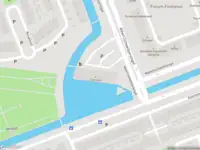 Ambulance met grote spoed naar de Albert Schweitzersingel in Zoetermeer