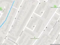 Ambulance met gepaste spoed naar de Helmstraat in Monster