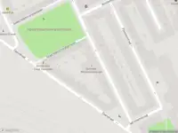 Ambulance met gepaste spoed naar de Zaanstraat in Amsterdam