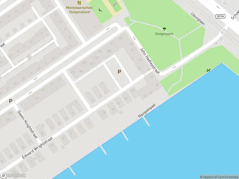 Ambulance met grote spoed naar de Edward Wrightstraat in Amsterdam