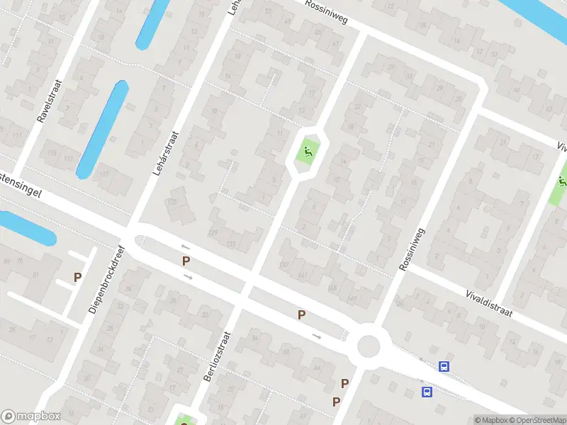 Brandweer met grote spoed naar de Griegstraat in Veenendaal vanwege afhijsen patient