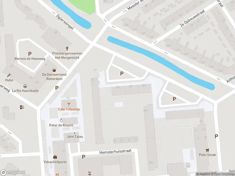 Ambulance met grote spoed naar de Ogierssingel in Rotterdam