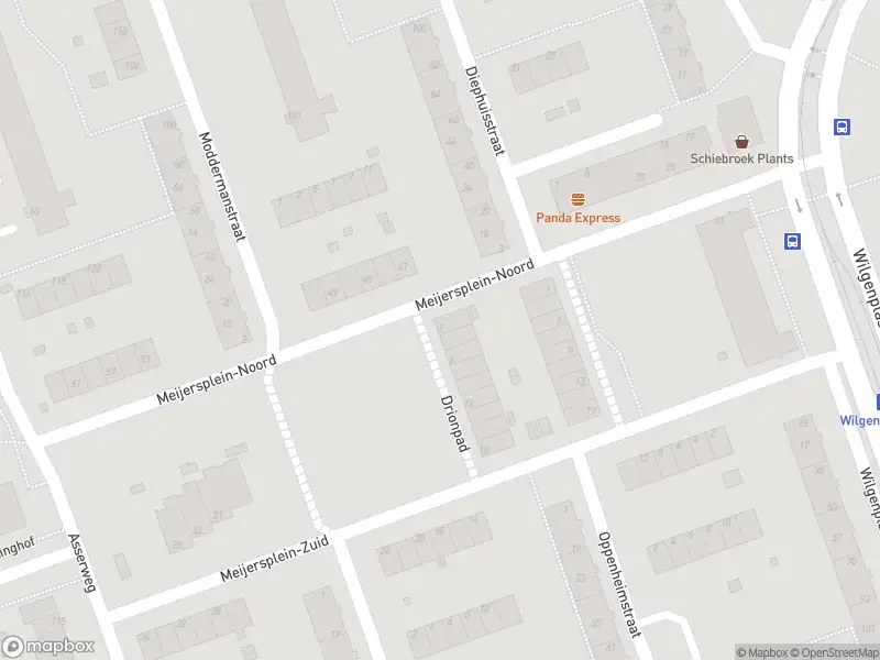 Ambulance met grote spoed naar de Oppenheimstraat in Rotterdam