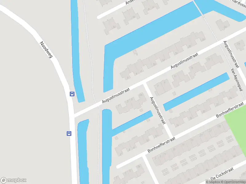 Politie met grote spoed naar de Augustinusstraat in Groningen vanwege personen te water