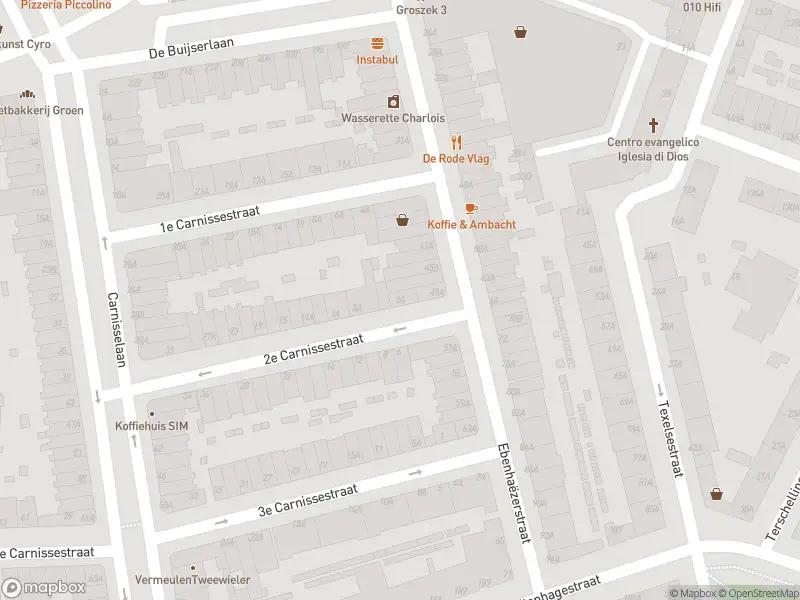 Ambulance met gepaste spoed naar de 2e Carnissestraat in Rotterdam