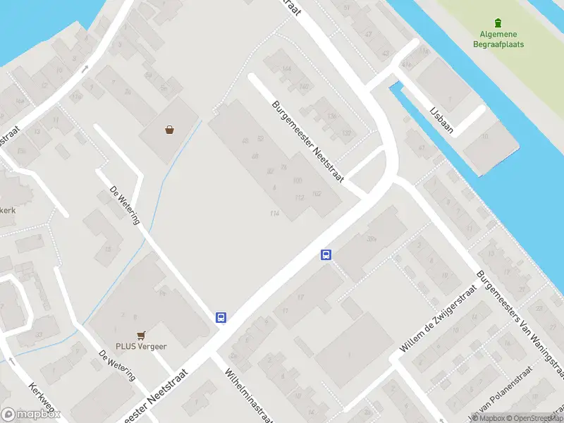 Ambulance met gepaste spoed naar de Burgemeester Neetstraat in Ouderkerk aan den IJssel