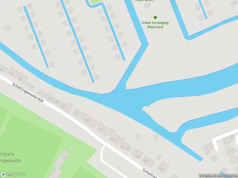 Ambulance met gepaste spoed naar de Wijkergouw in Amsterdam