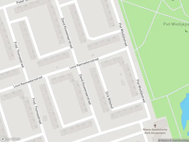 Ambulance met grote spoed naar de Dirk Wittehof in Amsterdam