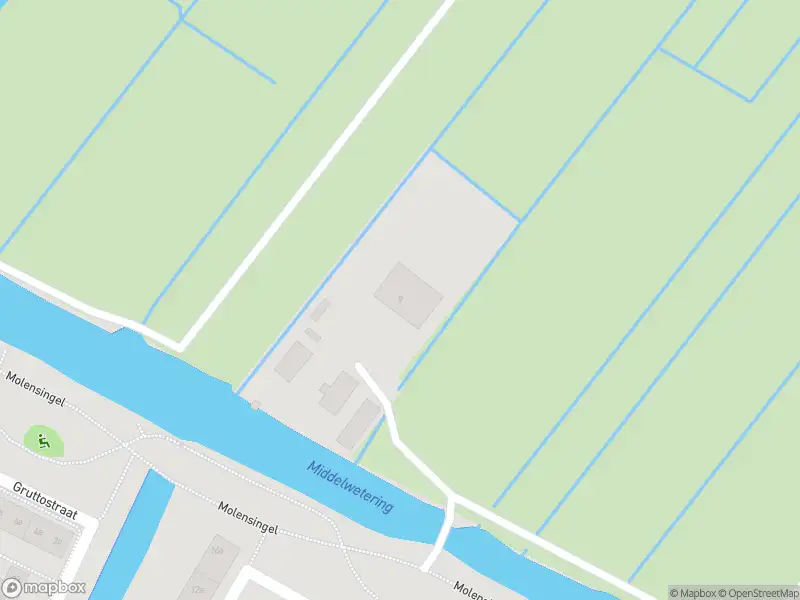Ambulance met gepaste spoed naar de Molensingel in Alblasserdam