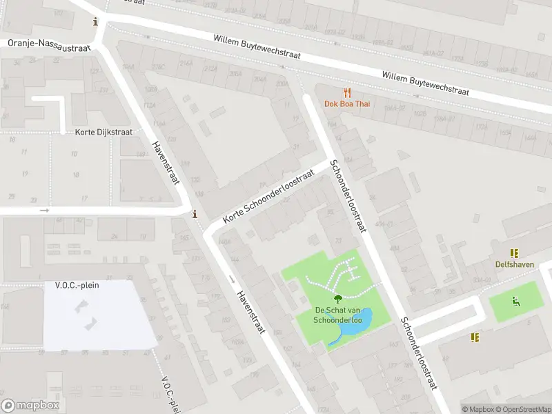 Ambulance met grote spoed naar de Korte Schoonderloostraat in Rotterdam