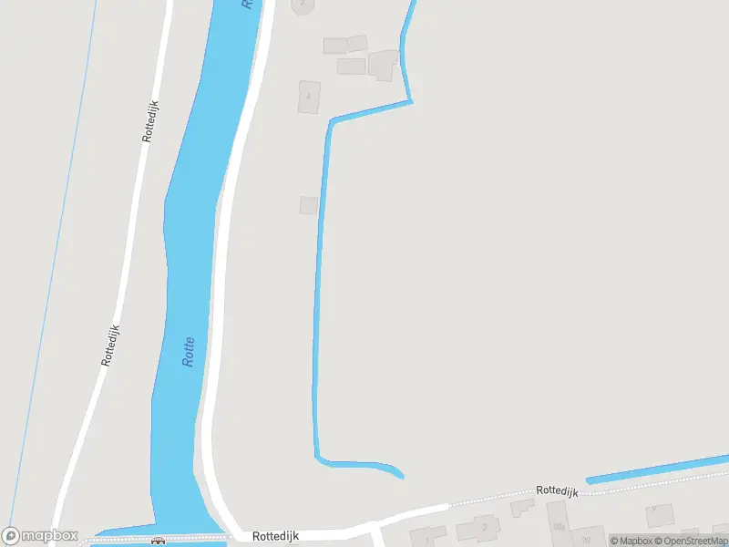 Brandweer met gepaste spoed naar de Rottedijk in Moerkapelle vanwege stankoverlast