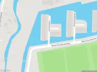 Ambulance met gepaste spoed naar de Jos Colerstraat in Rotterdam