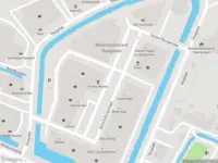 Ambulance met gepaste spoed naar de Gerard Burgerlaan in Vlaardingen