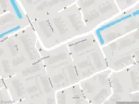 Ambulance met grote spoed naar de Kratonlaan in Zevenhuizen