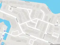 Ambulance met grote spoed naar de Fluitschipkade in Zoetermeer