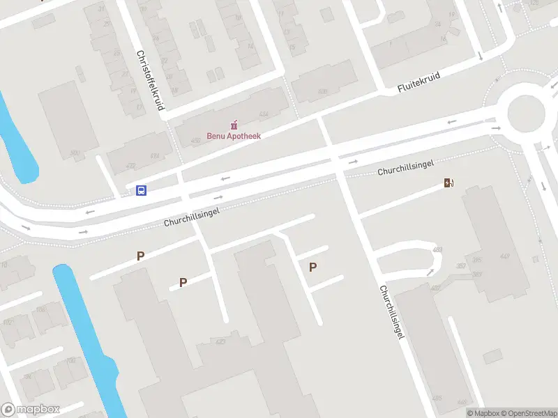 Ambulance met grote spoed naar de Churchillsingel in Vlaardingen