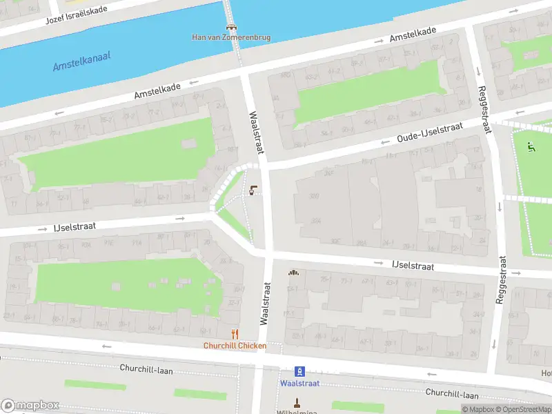 Ambulance met grote spoed naar de Slingerbeekstraat in Amsterdam