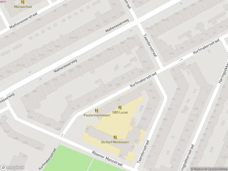 Ambulance met gepaste spoed naar de Korfmakersstraat in Rotterdam