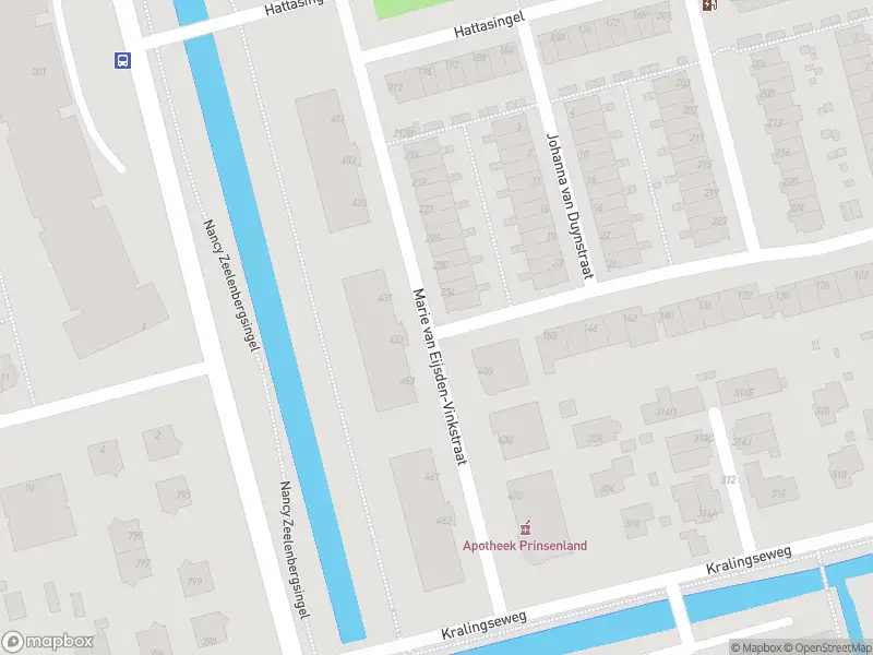 Ambulance met grote spoed naar de Marie van Eijsden-Vinkstraat in Rotterdam