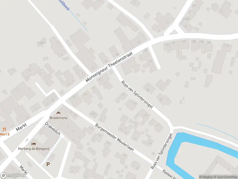 Ambulance met grote spoed naar de Hoogstraat in Beesel