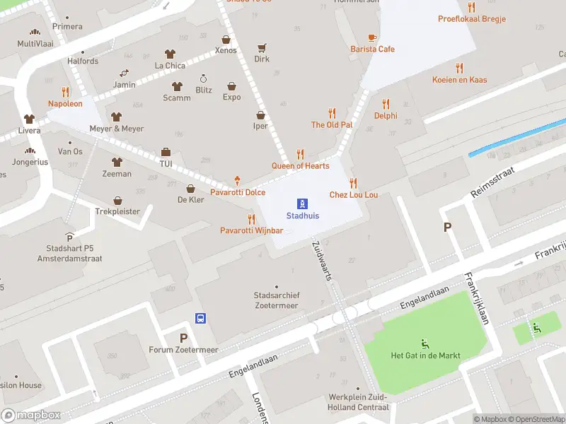 Ambulance met gepaste spoed naar de Stadhuisplein in Zoetermeer