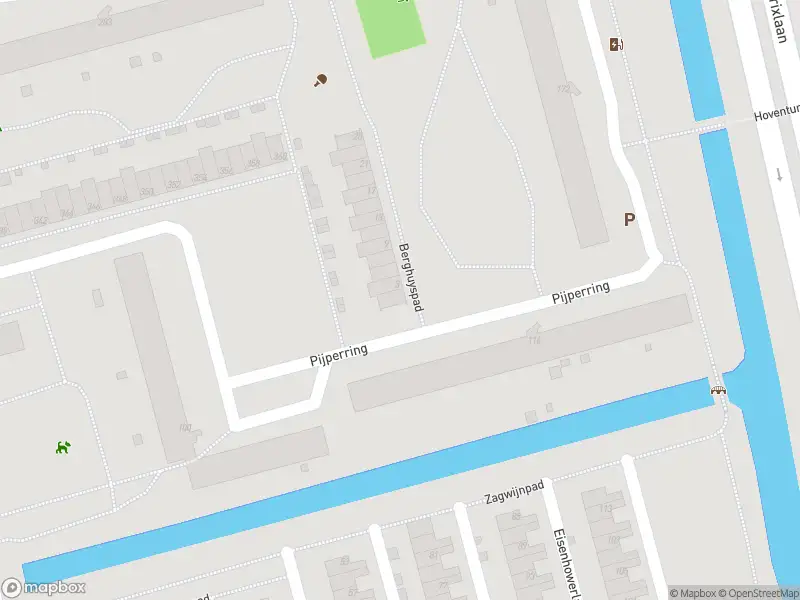 Ambulance met grote spoed naar de Berghuyspad in Delft