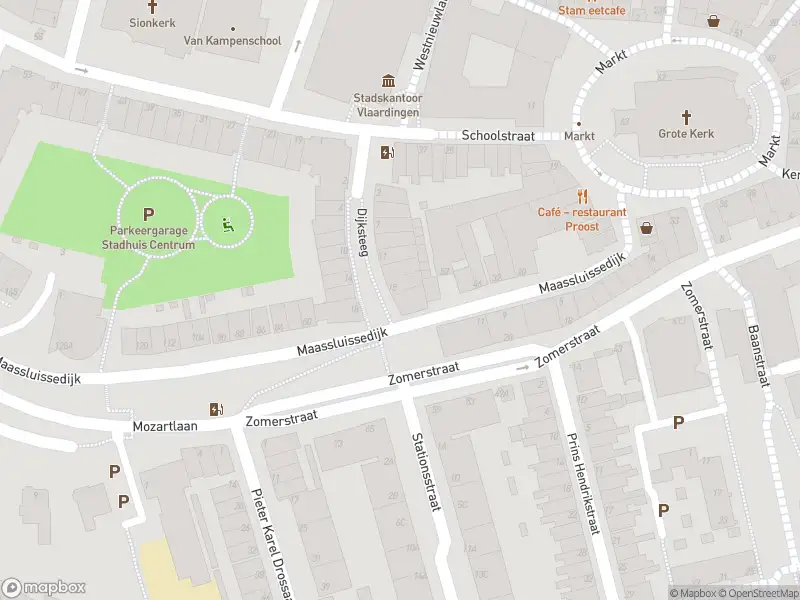 Ambulance met grote spoed naar de Maassluissedijk in Vlaardingen