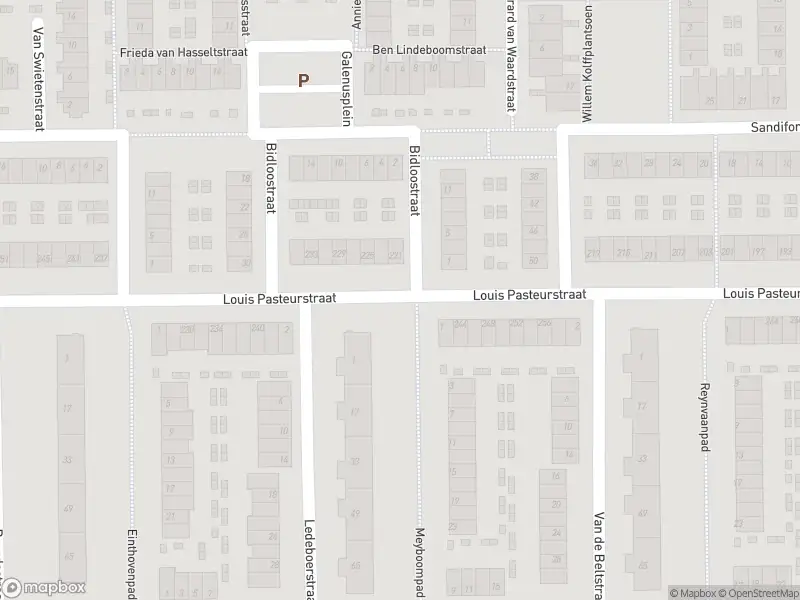 Ambulance met gepaste spoed naar de Van de Beltstraat in Haarlem