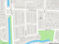 Brandweer met grote spoed naar de Alberdaweg in Appingedam vanwege afgaan automatisch brandalarm