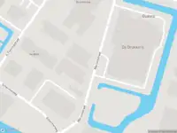 Ambulance met gepaste spoed naar de Marconistraat in Alkmaar