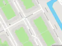 Ambulance met gepaste spoed naar de Barbusselaan in Amsterdam