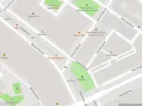 Ambulance met gepaste spoed naar de Vijverhofstraat in Rotterdam