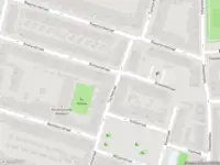 Ambulance met gepaste spoed naar de Tochtstraat in Rotterdam