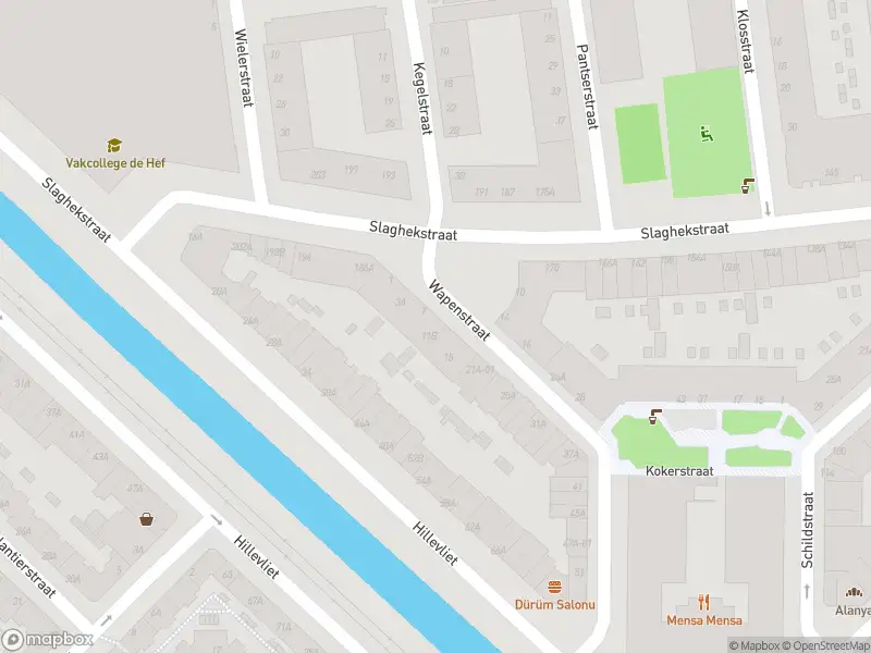 Ambulance met gepaste spoed naar de Wapenstraat in Rotterdam