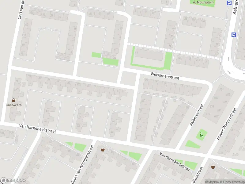 Ambulance met grote spoed naar de Willem Kromhoutstraat in Amsterdam